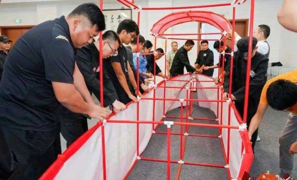 全國首創(chuàng)！《鐵軍風(fēng)云》數(shù)字紅色劇本落地大興，開啟紅色教育新體驗(yàn)